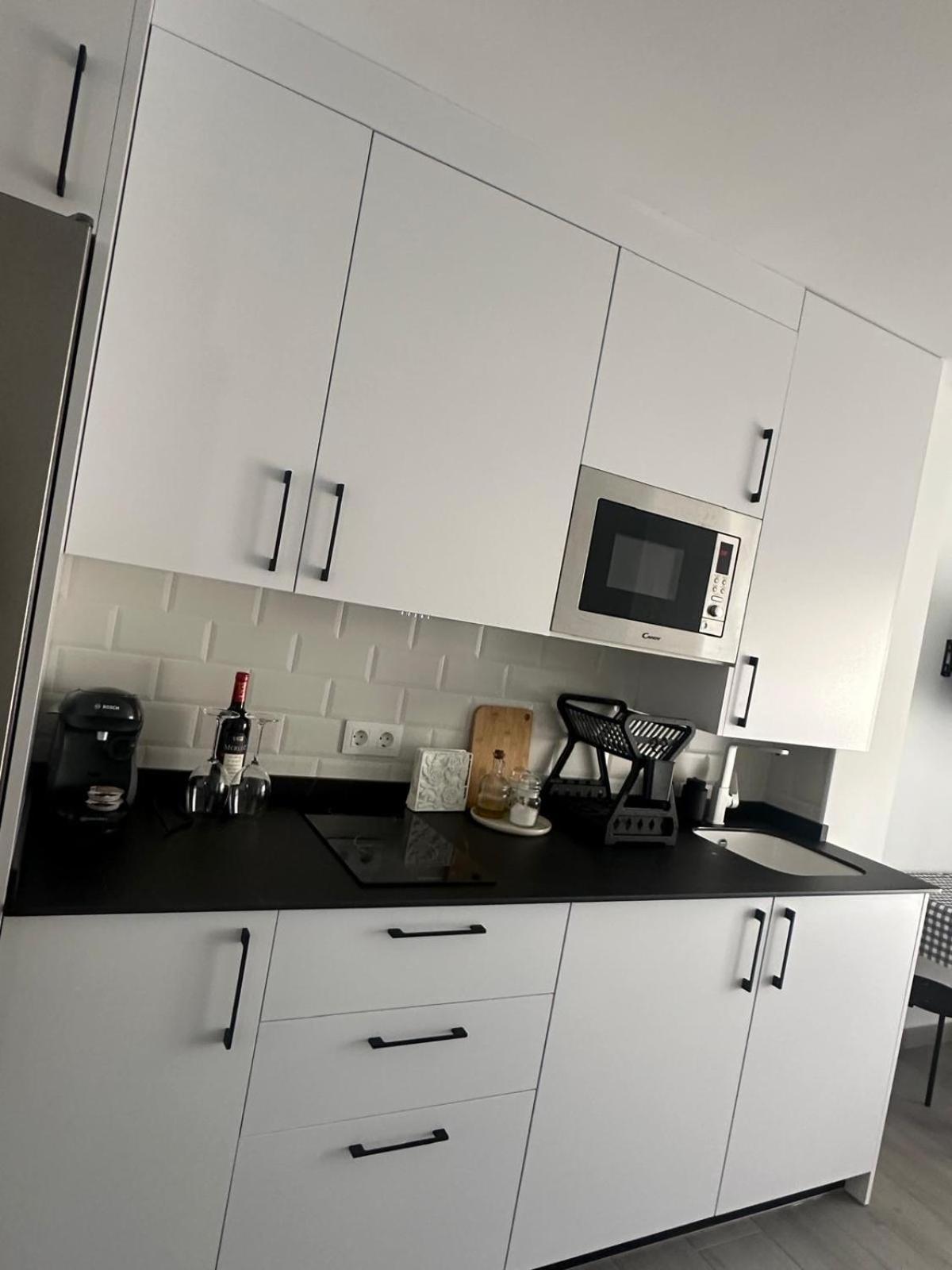 Apartamento Maui Beach En El Palo Malaga Bagian luar foto